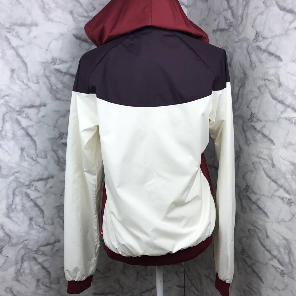Nike Windrunner Jacket - Picture 3 of 8
